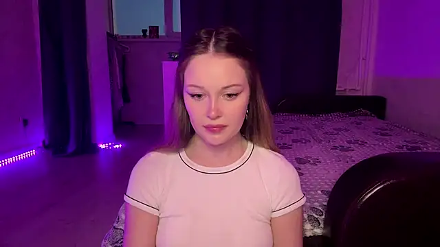 MarryFerarri élő XXX-chatje