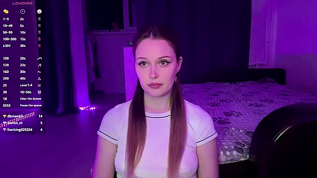 Živý XXX chat MarryFerarri