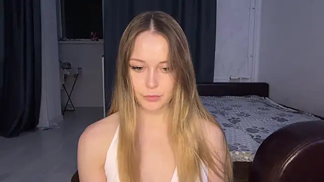 MarryFerarri Adlı Modelin Canlı XXX Sohbeti
