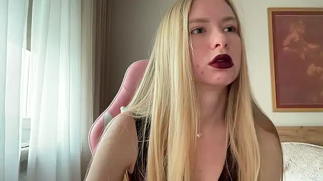 DarimBlondie – Kamerová šou