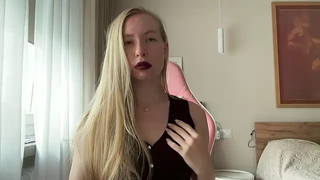 DarimBlondie's Live XXX Chat