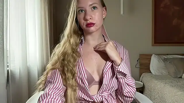 DarimBlondie – Kamerová šou