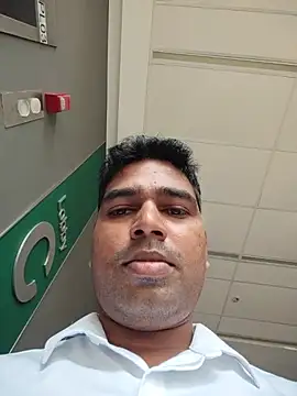 Chat XXX en directo de santhoshsp22