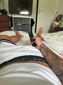 kevinZ62 Webcam show