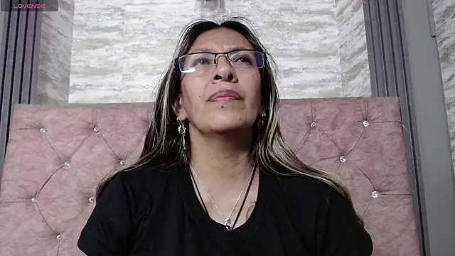 sami29_ Live XXX-chat