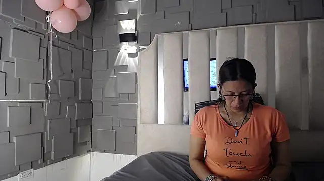 sami29_'s Webcam Show