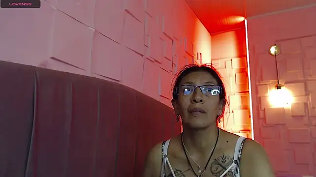 sami29_'s Webcam Show