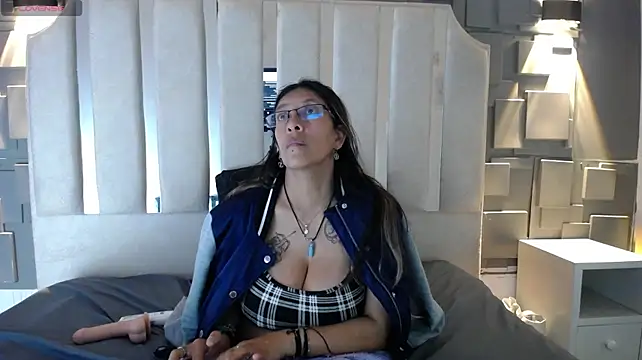 sami29_'s Webcam Show