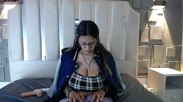 sami29_'s Webcam Show