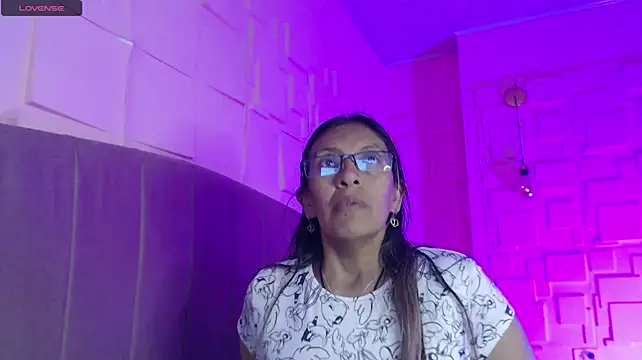 sami29_'s Webcam Show
