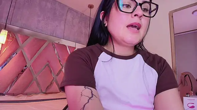 Aria_Mooon_ Adlı Modelin Canlı XXX Sohbeti