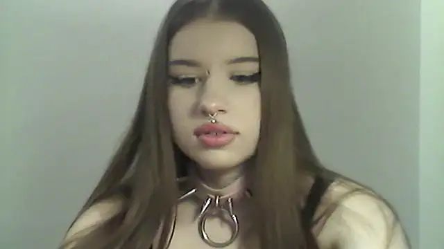Chat XXX en directo de MollyHotTeen
