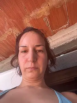 XXX chat uživo modela lucysweet2026