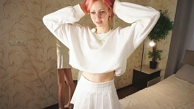 Show modela ErmelindaRottner na web-kameri