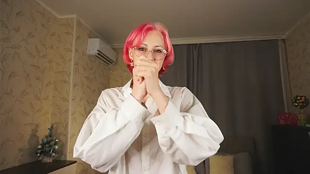 แชท XXX สดของ ErmelindaRottner