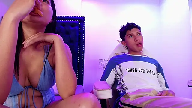 Julie_and_axell – webcam-show