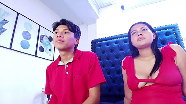 Julie_and_axell 网络视讯表演