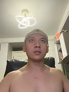 yichen008 在線直播表演