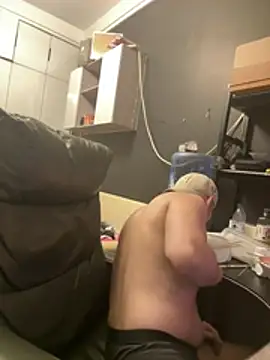 yichen008 Show Webcam