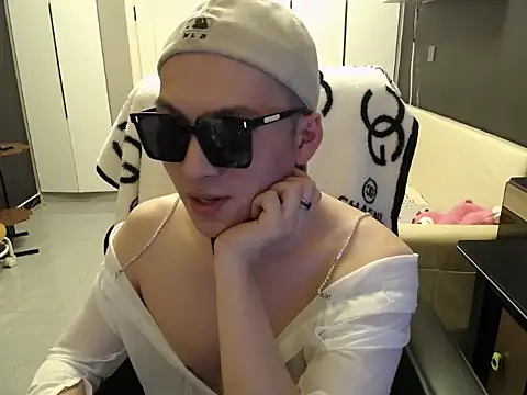 Show de yichen008 na webcam
