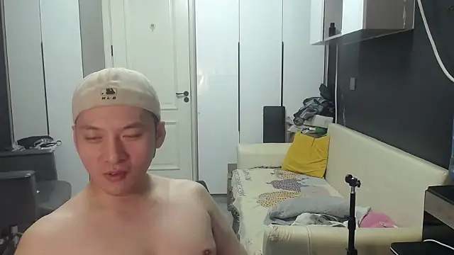 yichen008 webcam show