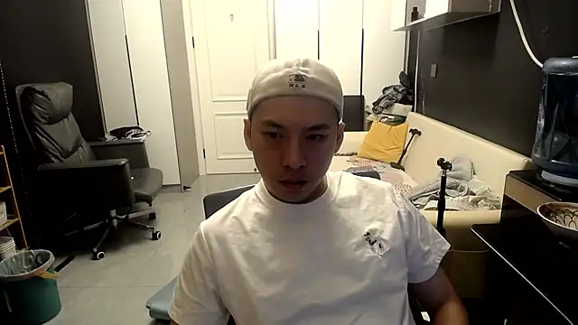 Show modela yichen008 na web-kameri