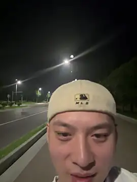 yichen008 网络视讯表演