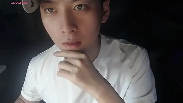 yichen008 在線直播表演