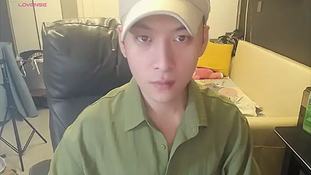 yichen008 在線直播表演