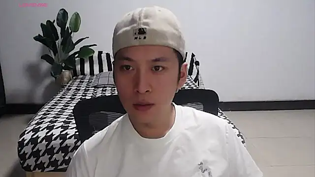 yichen008's Webcam Show