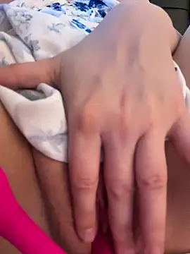 KaylaLewyss' Live XXX Chat