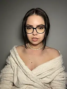 Czat XXX na żywo – KaylaLewyss
