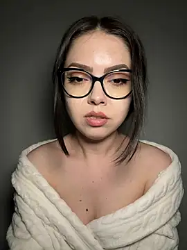 KaylaLewyss XXX чат на живо