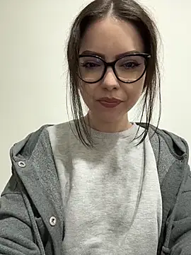 KaylaLewyss 网络视讯表演