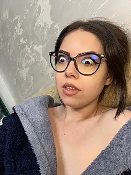 KaylaLewyss' Webcam Show