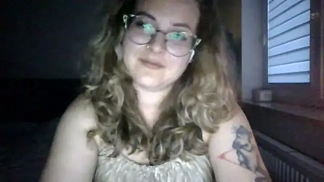 Webkamerová show LucyTease
