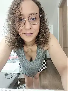 Chat +18 de ValeriaMonroe ao vivo