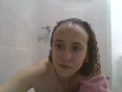 ValeriaMonroe Chat XXX in diretta