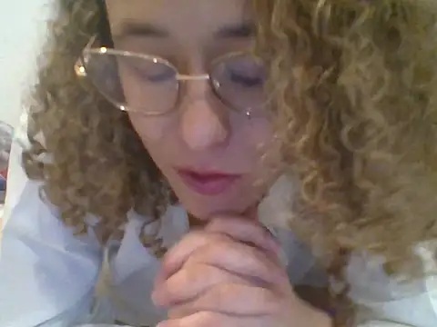 Chat XXX en directo de ValeriaMonroe