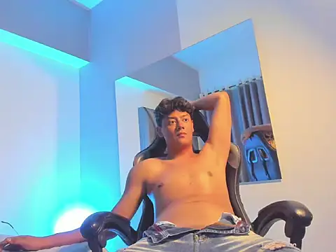 Show modela Asier_23 na web-kameri