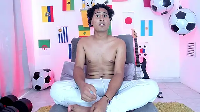 skart_bigcock webcam show
