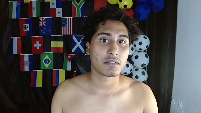 Вебкам-шоу skart_bigcock