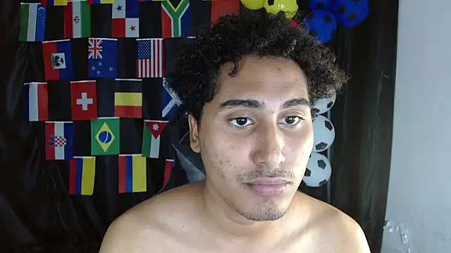 Show modela skart_bigcock na web-kameri