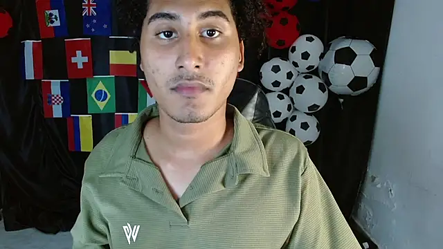 Show modela skart_bigcock na web-kameri