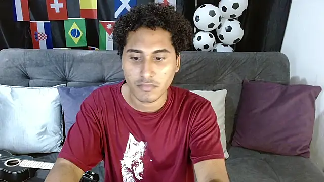 Show modela skart_bigcock na web-kameri