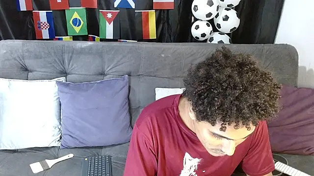 Show modela skart_bigcock na web-kameri