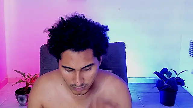 Вебкам-шоу skart_bigcock