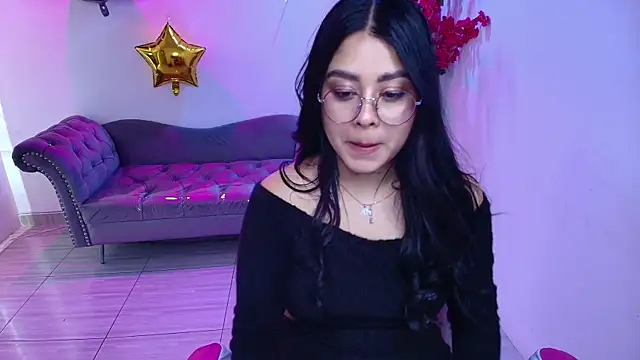 Julie_vancouver's Live XXX Chat