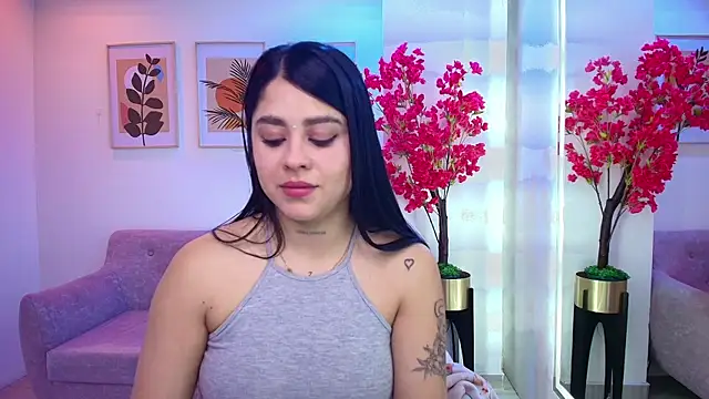 Julie_vancouver's Live XXX Chat