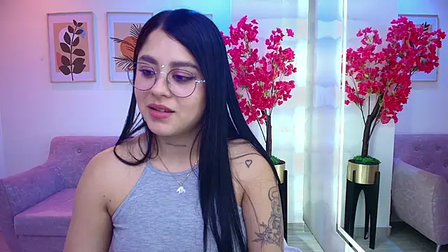 Julie_vancouver Chat XXX live